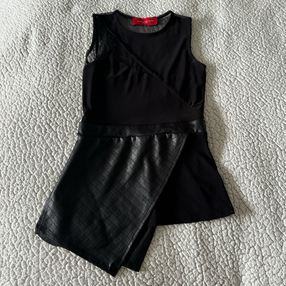 akira chicago top!